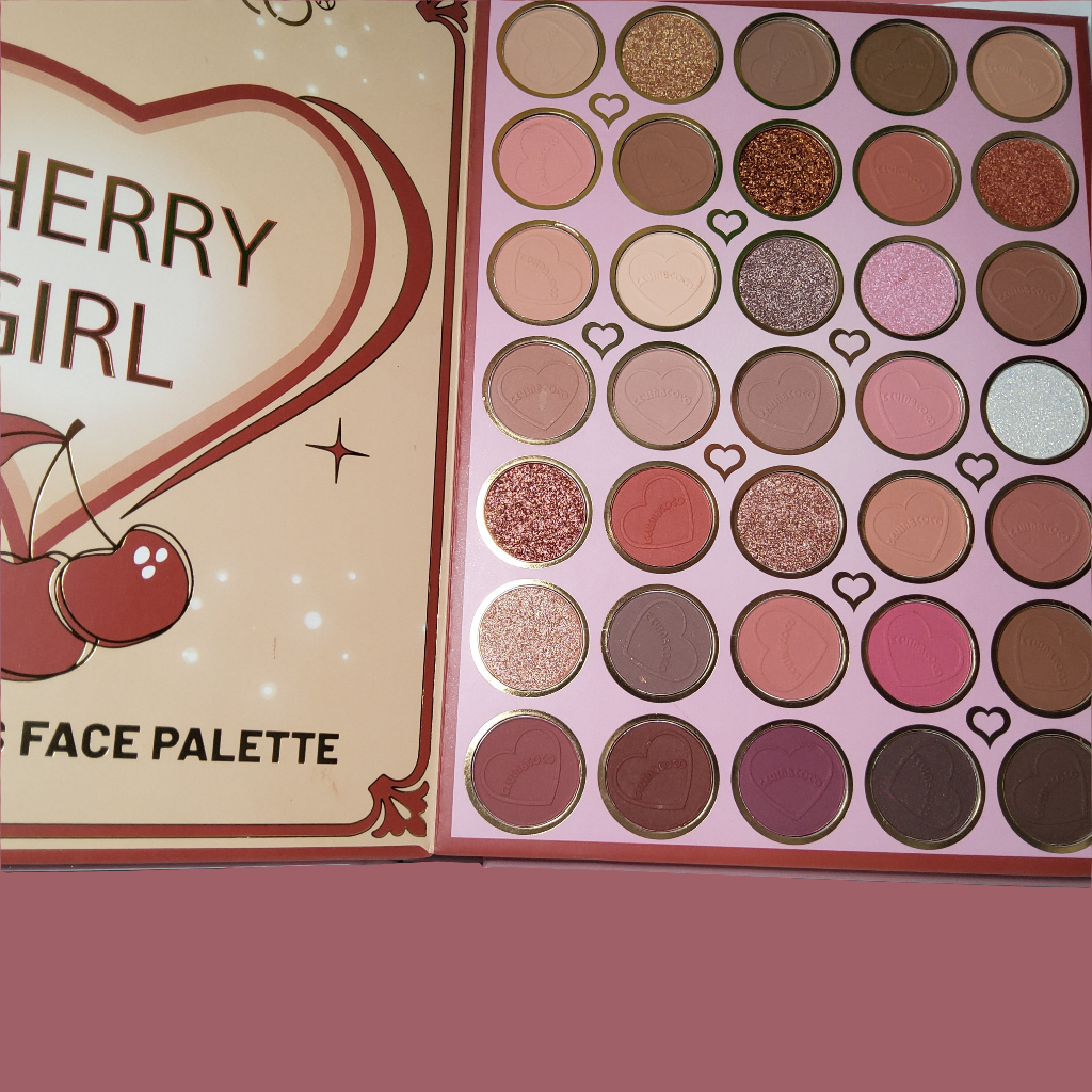 KEVIN Y COCO 82 COLORES FACE PALETTE CHERRY GIRL