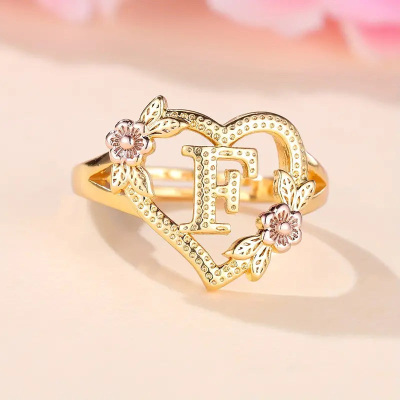 anillo con inicial